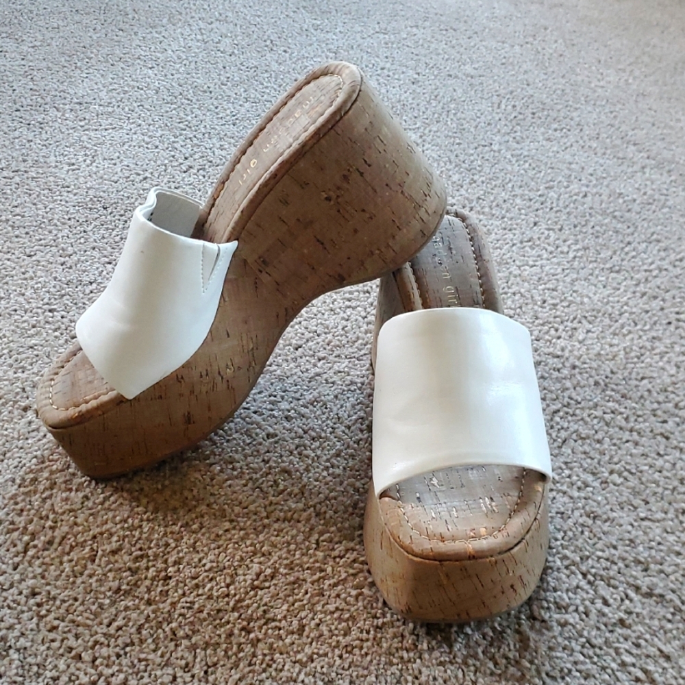 Madden Girl Zaharra White (faux leather) Platform Wedge Sandals Size 6.5